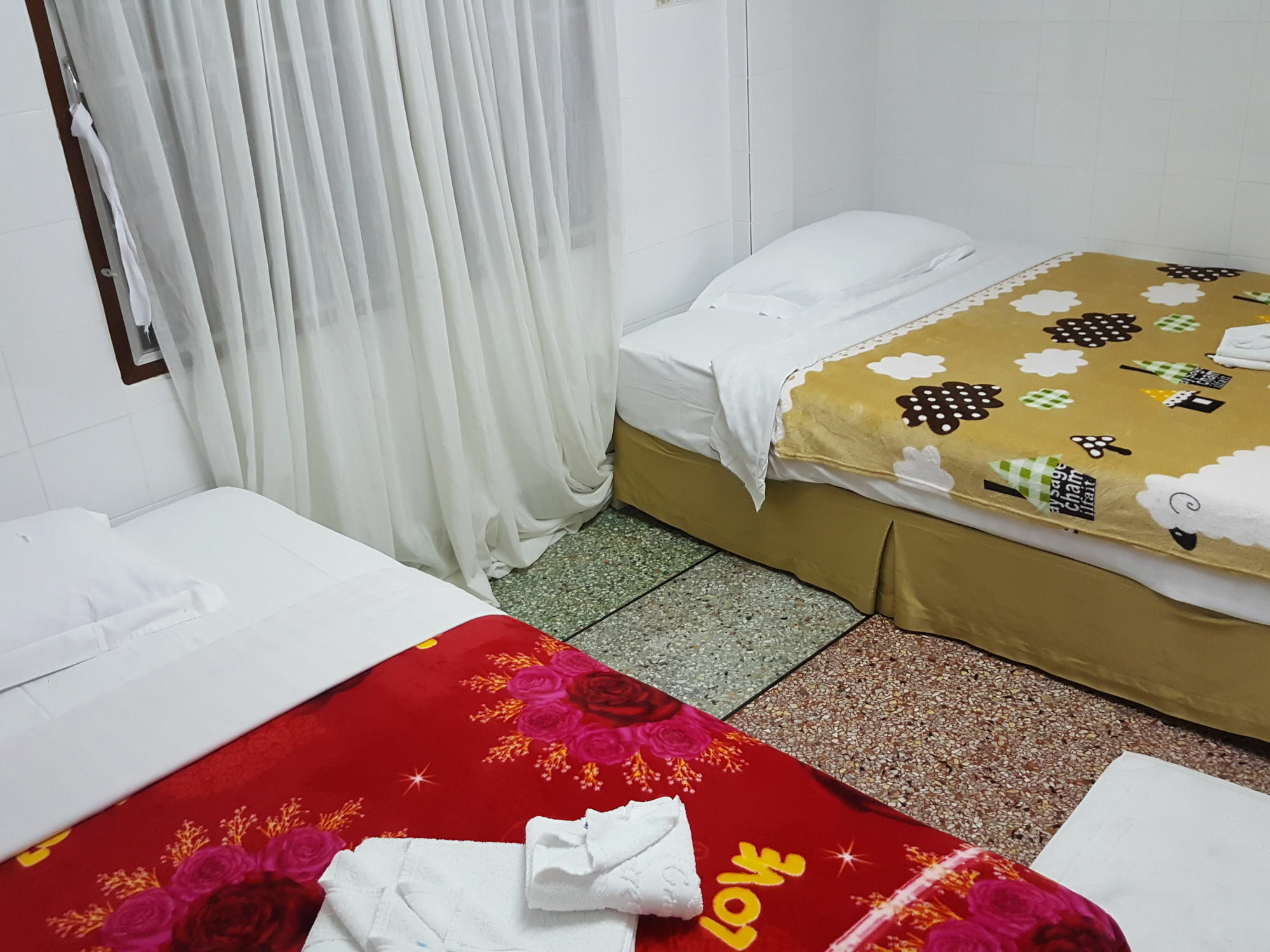Emmanuel Guesthouse Прачуапкхирикхан Экстерьер фото